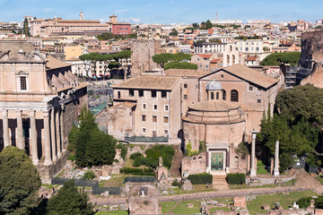 Naklejka premium Roman forum ancient ruins in rome, Italy