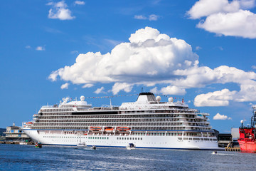 Fototapeta na wymiar Bergen harbor with cruise ships in Norway, UNESCO World Heritage Site