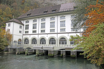 Fototapeta na wymiar Wasserkraftwerk Freiburg, Schweiz 
