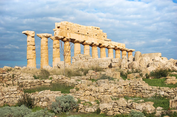 Fototapeta na wymiar Ancient ruins of Agrigento