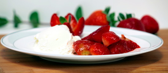 fragole con panna