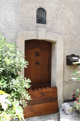 Fototapeta na wymiar DOORS SOUTHERN FRANCE