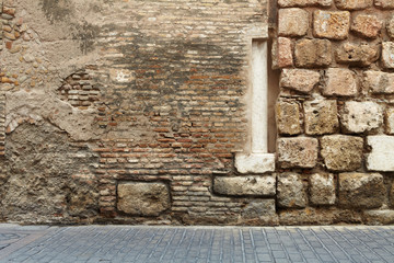 Abstract brick wall column pavers