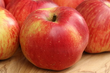 apples, rich in flavor and health