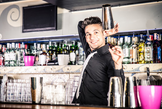 Flair bartender in action