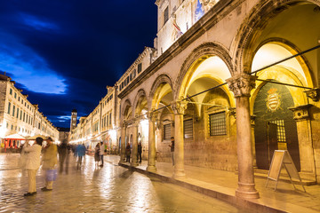 Obraz premium Walking street in Dubrovnik