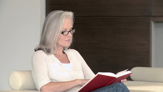 "Only One Mature Woman" Images – Browse 2,135 Stock Photos, Vectors, and Video | Adobe Stock