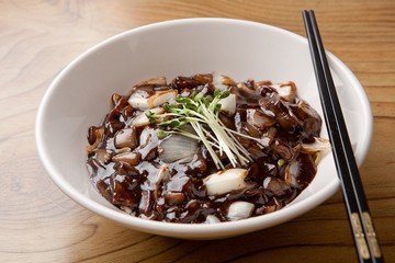 jajangmyeon, black-bean-sauce noodles, 짜장면