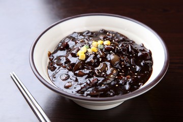 jajangmyeon, black-bean-sauce noodles, 짜장면