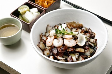 짜장면,jajangmyeon, black-bean-sauce noodles, haemul jajangmyeon, 해물짜장