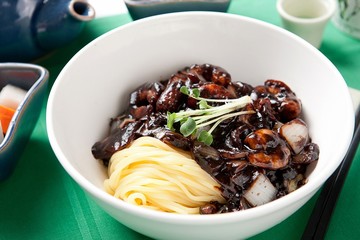 짜장면,jajangmyeon, black-bean-sauce noodles
