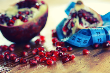 diet mesaure fruit red pomegranate