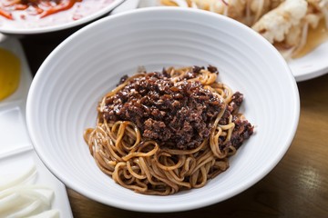 black-bean-sauce noodles,유니짜장, uni zhajjang