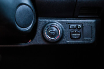 Obraz premium Button Engine start and stop, Button mirror control L/R