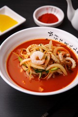 짬뽕, jjamppong, Chinese-style noodles with vegetables and seafood