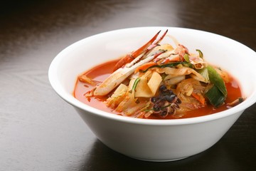 해물짬뽕, haemul jjamppong, Chinese-style noodles with vegetables and seafood, seafood jjamppong