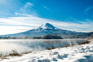 Mt Fuji in the early morning with reflection on the lake kawaguc - obrazy, fototapety, plakaty