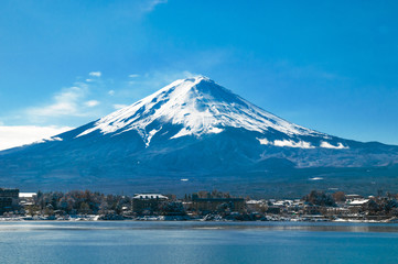 Fototapeta na wymiar Mt Fuji in the early morning with reflection on the lake kawaguc