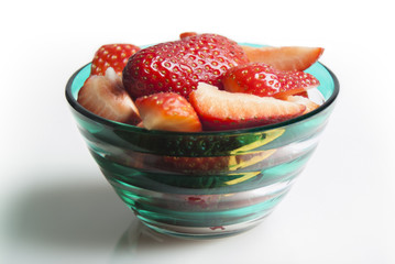 ciotola vetro con fragole