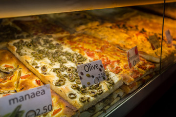 pizza olive manaea - obrazy, fototapety, plakaty
