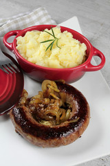 saucisse et purée 29112016