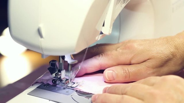 Vomens hands benind dick seving