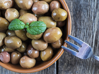Green turkish olives