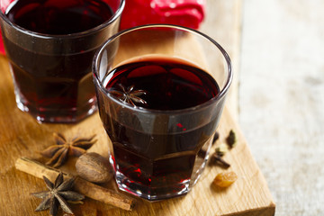 Mulled wine with spices