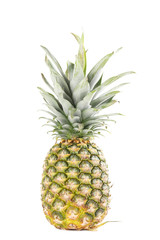 Obraz premium Ripe pineapple isolated on a white background