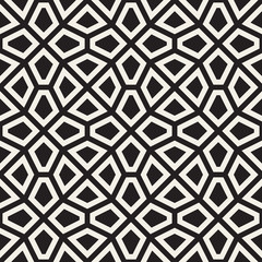 Vector Seamless Black and White Mosaic Lattice Pattern