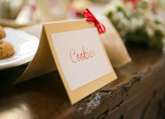 Detalle de cartel escrito "Cookies"