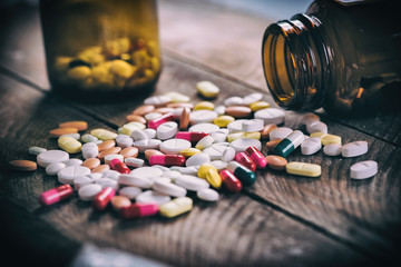 Drugs and substances prohibited - arrest criminals