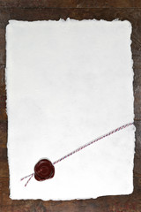 handgeschöpftes Büttenpapier mit Siegel