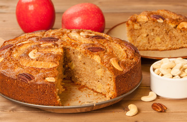 Homebaked Whole Wheat Flour Pie With Apples, Cinnamon, Cashew An