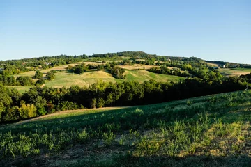 Selbstklebende Fototapeten Hügel von Reggio © andrix