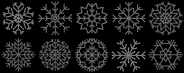 3D illustration diamond snowflakes on black background