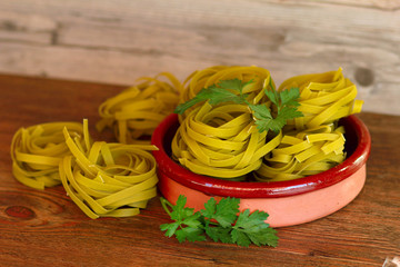 tagliatelle pasta with spinach