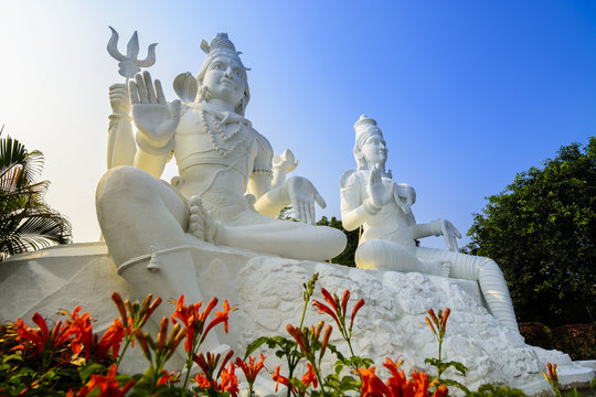 Shiva and Parvati on top of the Kailasagiri hill, Vizag