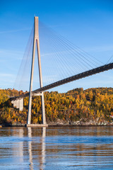 Obraz premium Automotive cable-stayed bridge in Norway