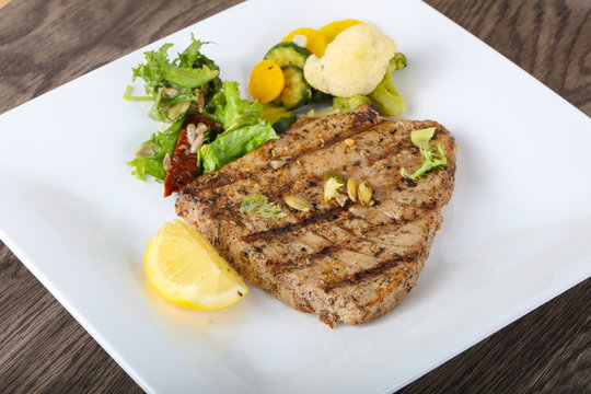 Grilled Tuna Steak