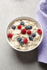 Breakfast cereal with milk