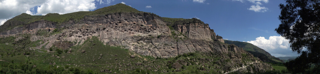 Fototapeta na wymiar panorama of cave monastery complex Vardzia, Georgia