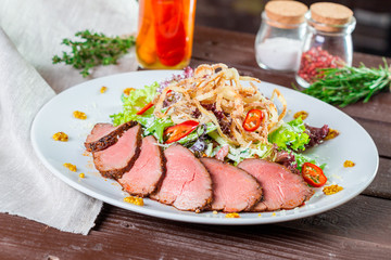 Fillet of beef with salad