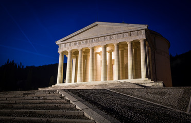 Obraz premium Christian temple by Antonio Canova. Roman and Greek religious architecture, building as pantheon and parthenon. Church situated in Possagno, Italy.