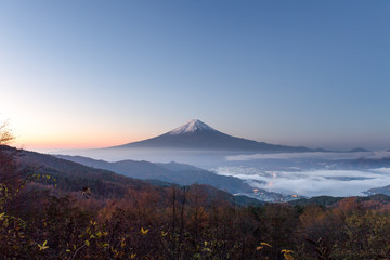 Fototapeta na wymiar Dawn of Mt. Fuji