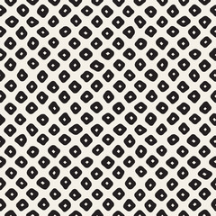 Vector Seamless Black and White Hand Drawn Circles Pattern
