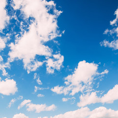 Obraz premium Beautiful blue sky with clouds