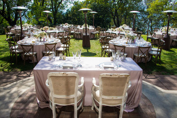 Fototapeta na wymiar wedding reception set up hollywood mansion