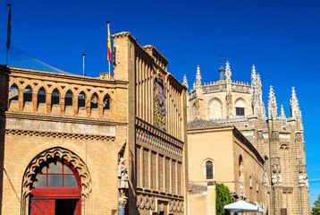 Fototapeta na wymiar Monastery of San Juan de los Reyes in Toledo. Spain