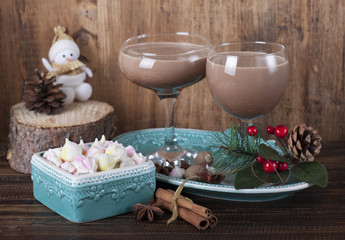  Eggnog in glasses and  meringue cake